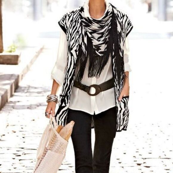 Chicos Zebra Knit Vest Size 0 Black White - Picture 1 of 7